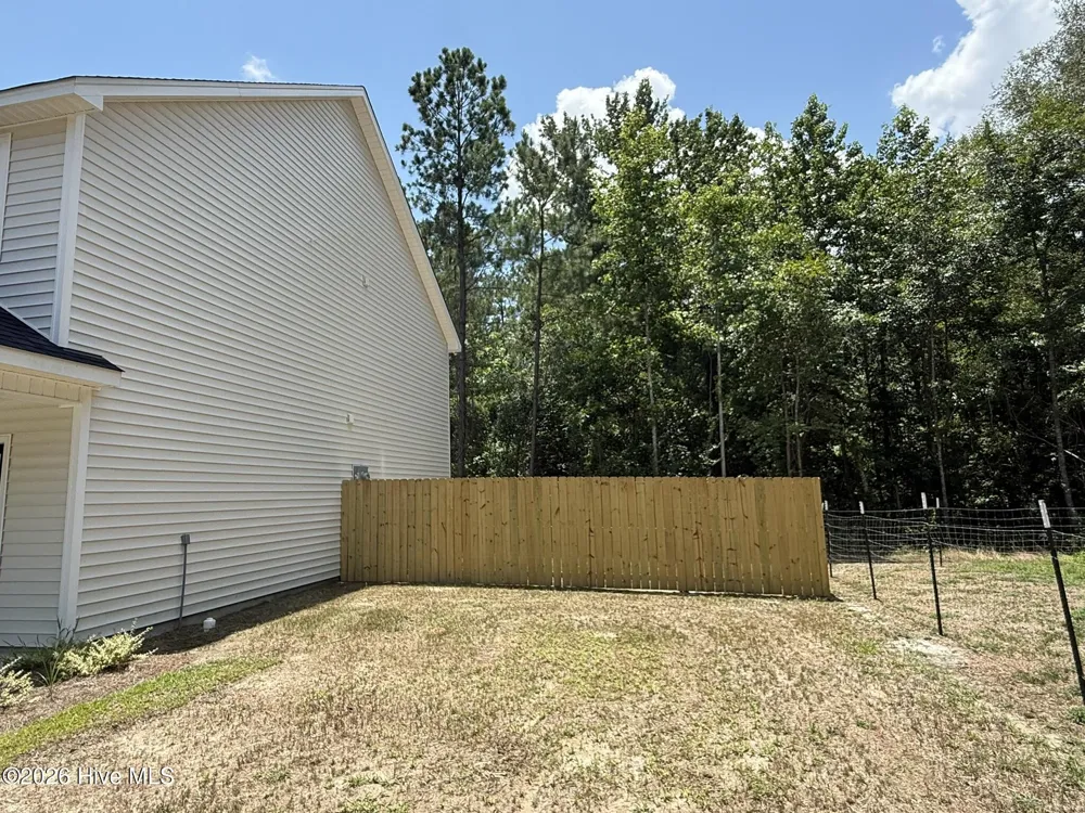 211 Brighttown Road Maysville, NC 28555