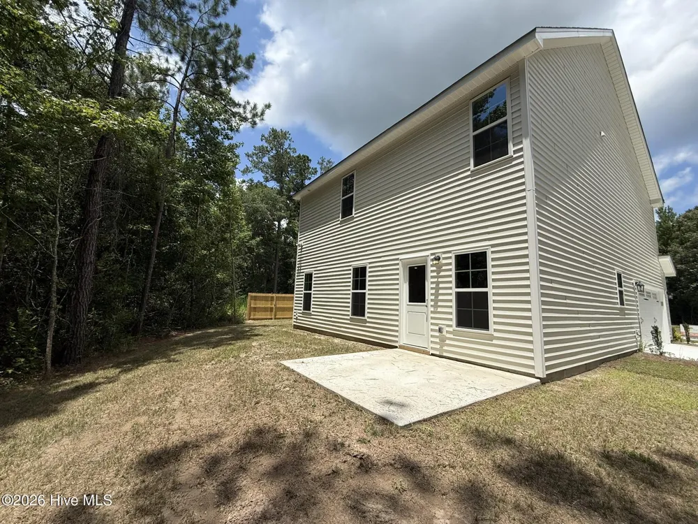 211 Brighttown Road Maysville, NC 28555