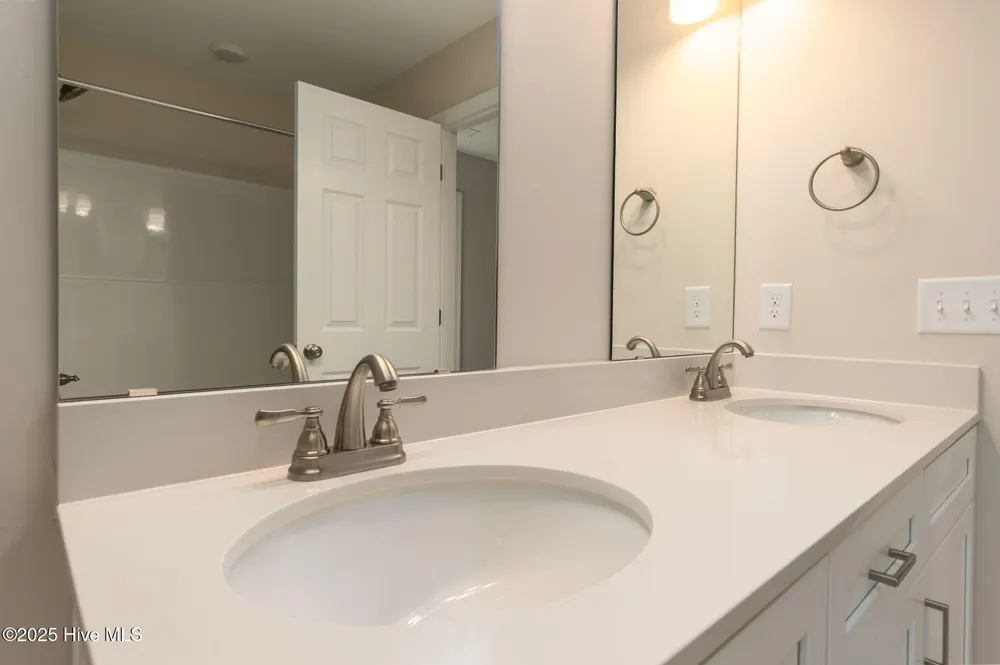 211 Brighttown Road Maysville, NC 28555