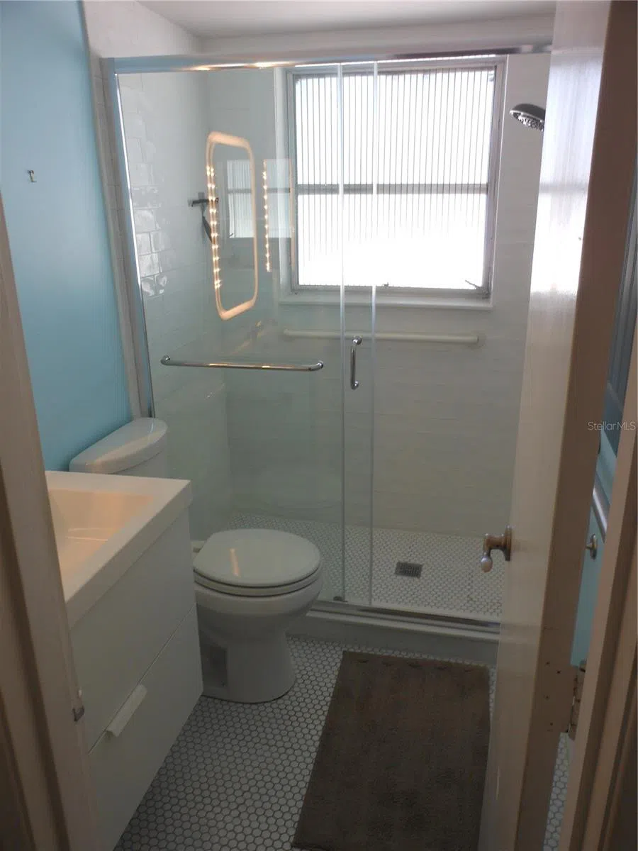 138 36TH AVENUE #206W St Petersburg, FL 33704