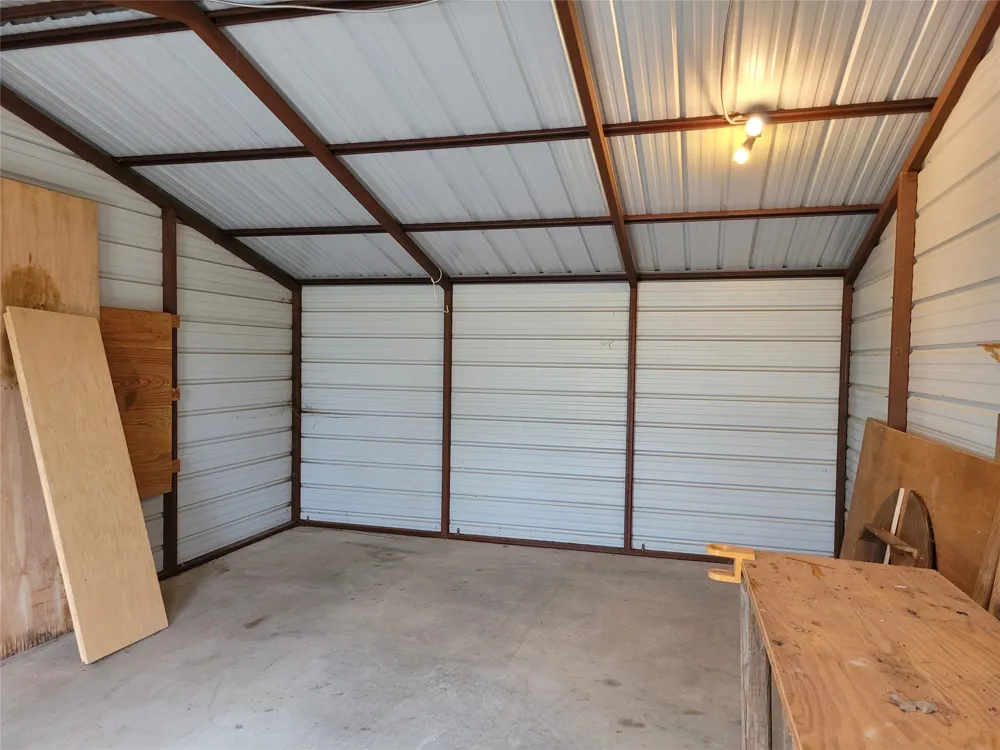 847 Highway 95 S Smithville, TX 78957
