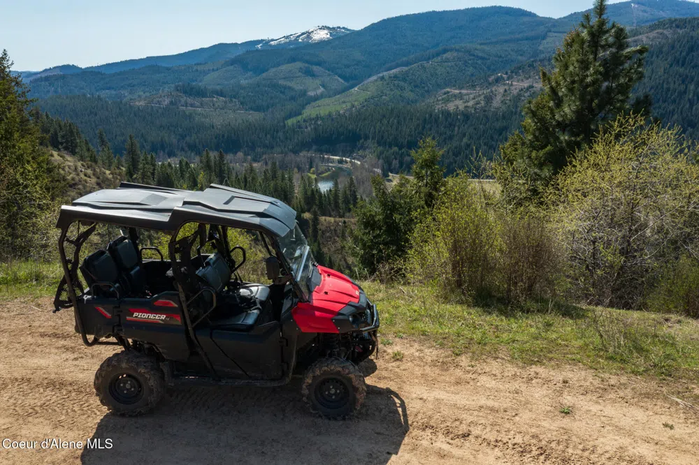 NKA 262 Ac North Side Road Calder, ID 83808