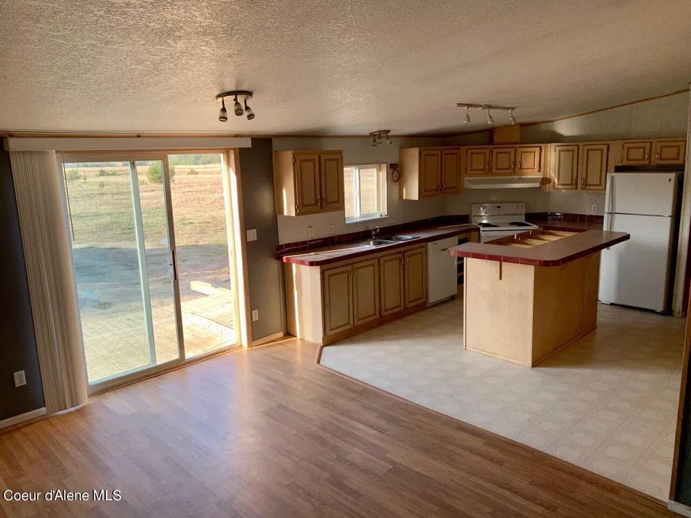 774 Old Kootenai Trail Sandpoint, ID 83864