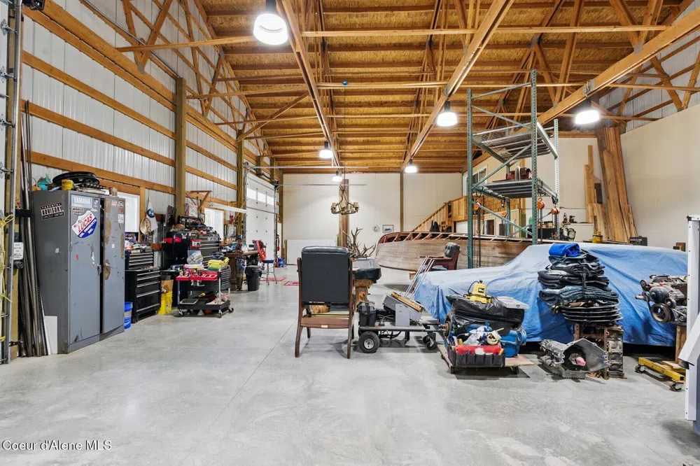 306 Eastside Road Priest River, ID 83856