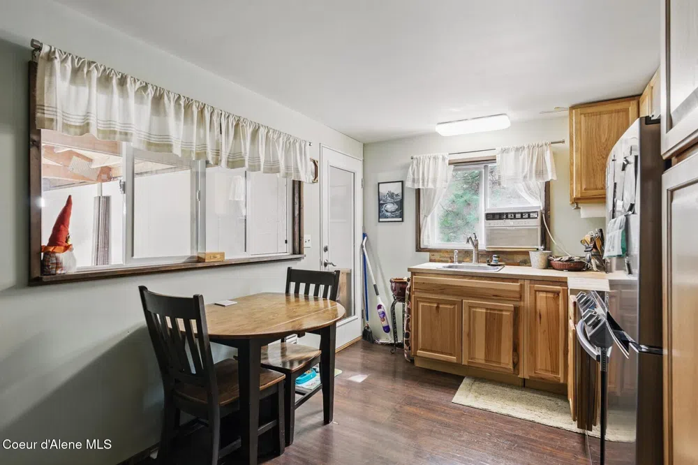 306 Eastside Road Priest River, ID 83856