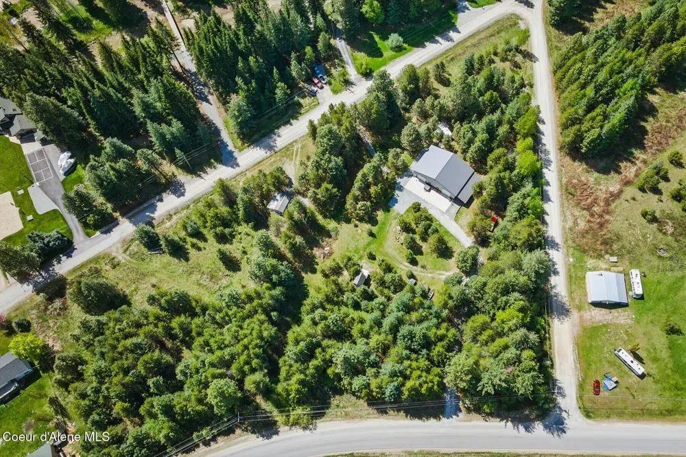 306 Eastside Road Priest River, ID 83856