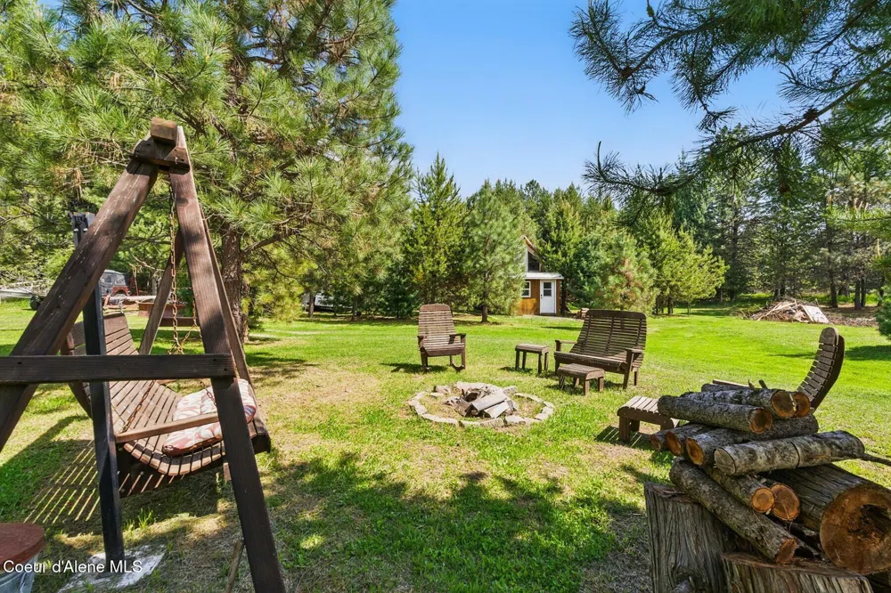 306 Eastside Road Priest River, ID 83856