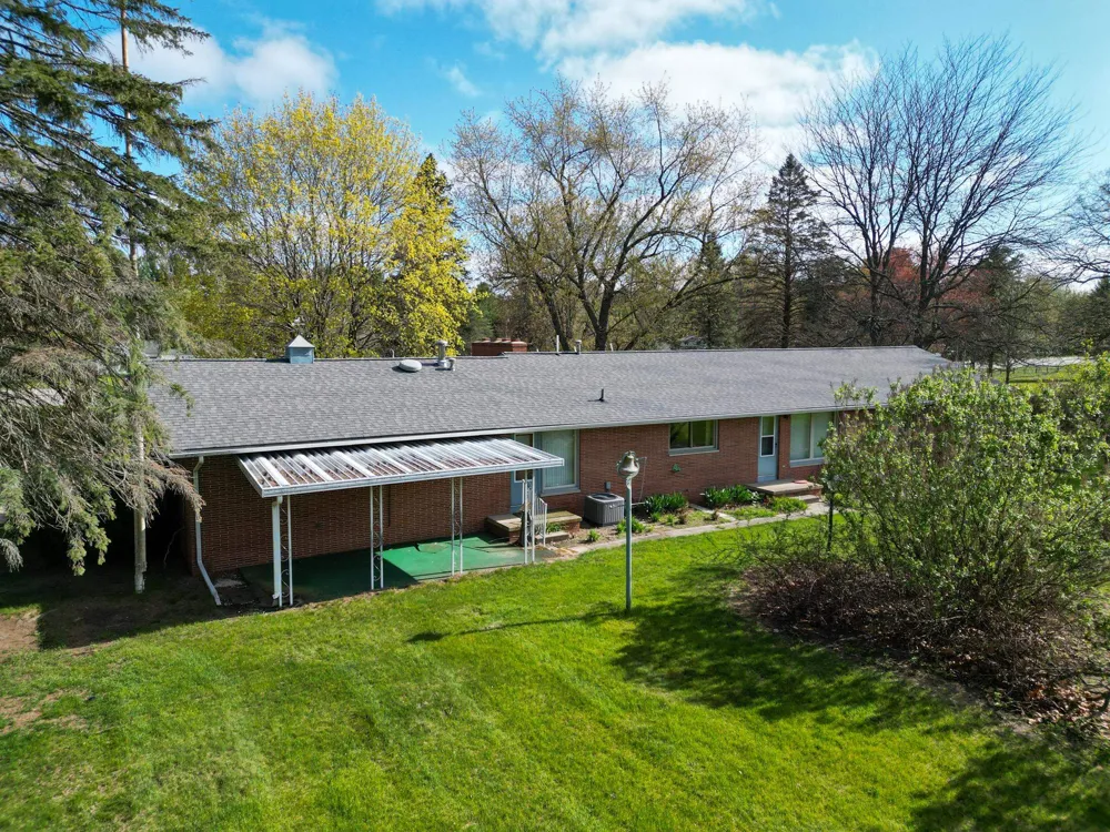 8670 E Pickard Road Chippewa Township, MI 48858