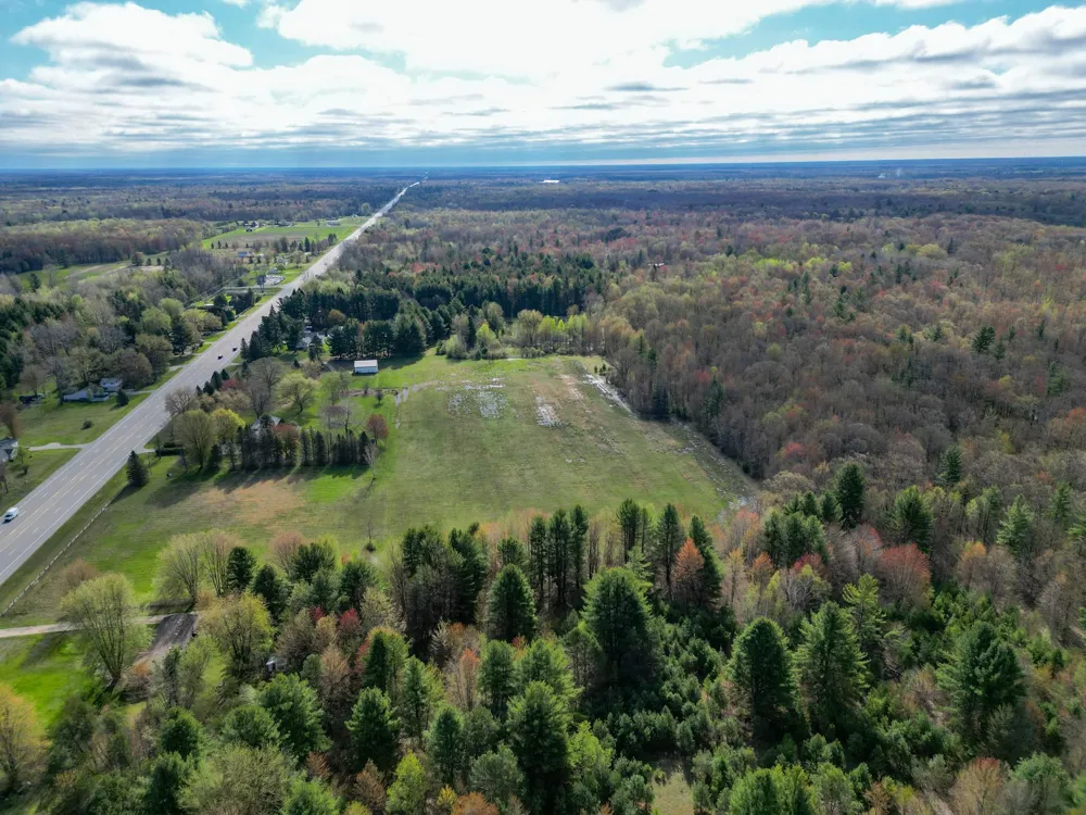 8670 E Pickard Road Chippewa Township, MI 48858
