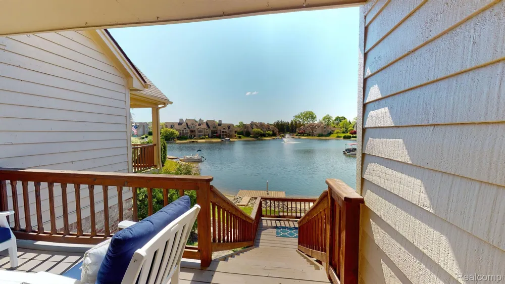 18182 W Blue Heron Drive W #91 Northville Township, MI 48168