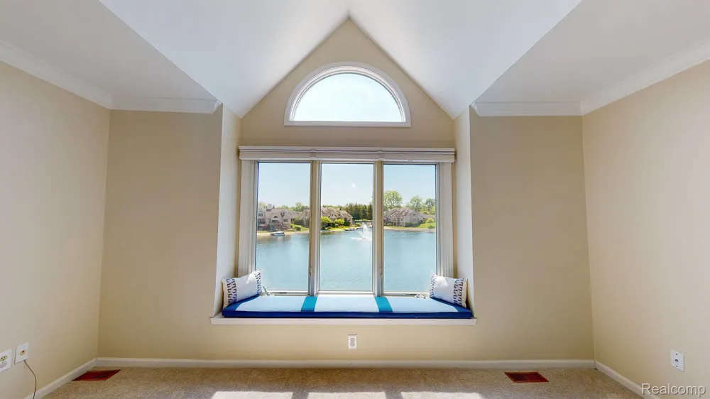 18182 W Blue Heron Drive W #91 Northville Township, MI 48168