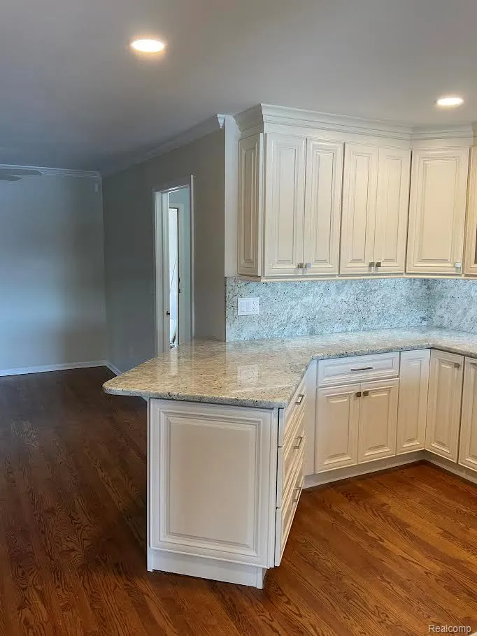18182 W Blue Heron Drive W #91 Northville Township, MI 48168