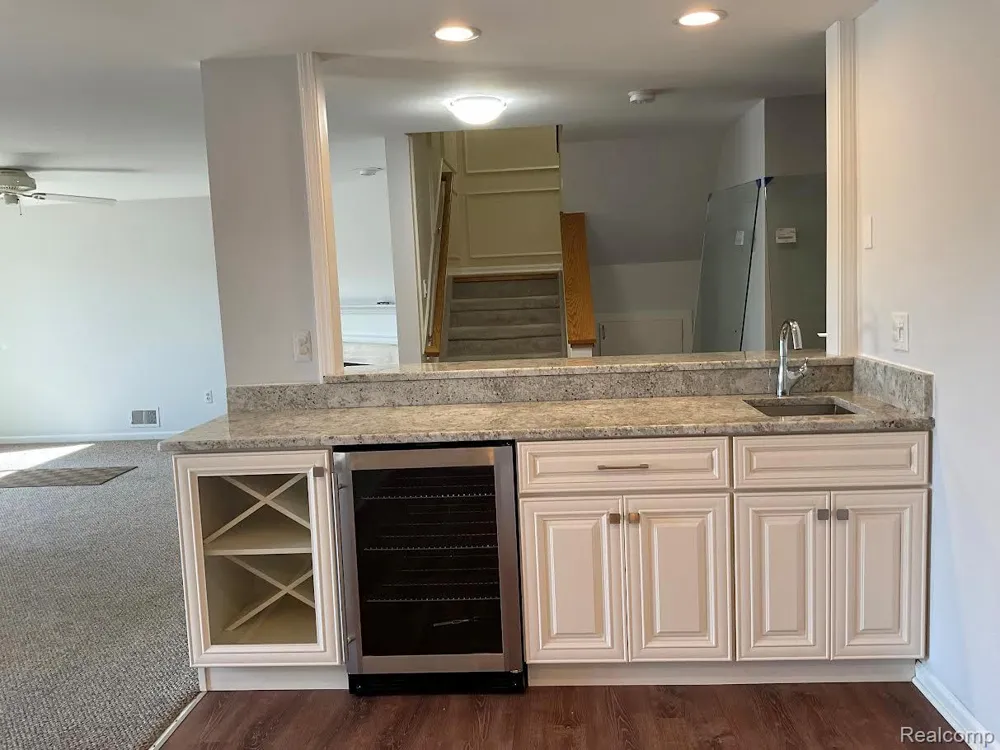 18182 W Blue Heron Drive W #91 Northville Township, MI 48168
