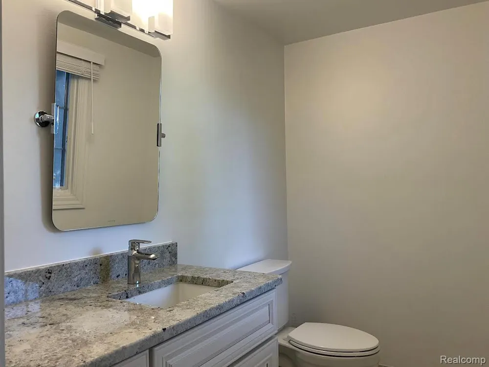 18182 W Blue Heron Drive W #91 Northville Township, MI 48168