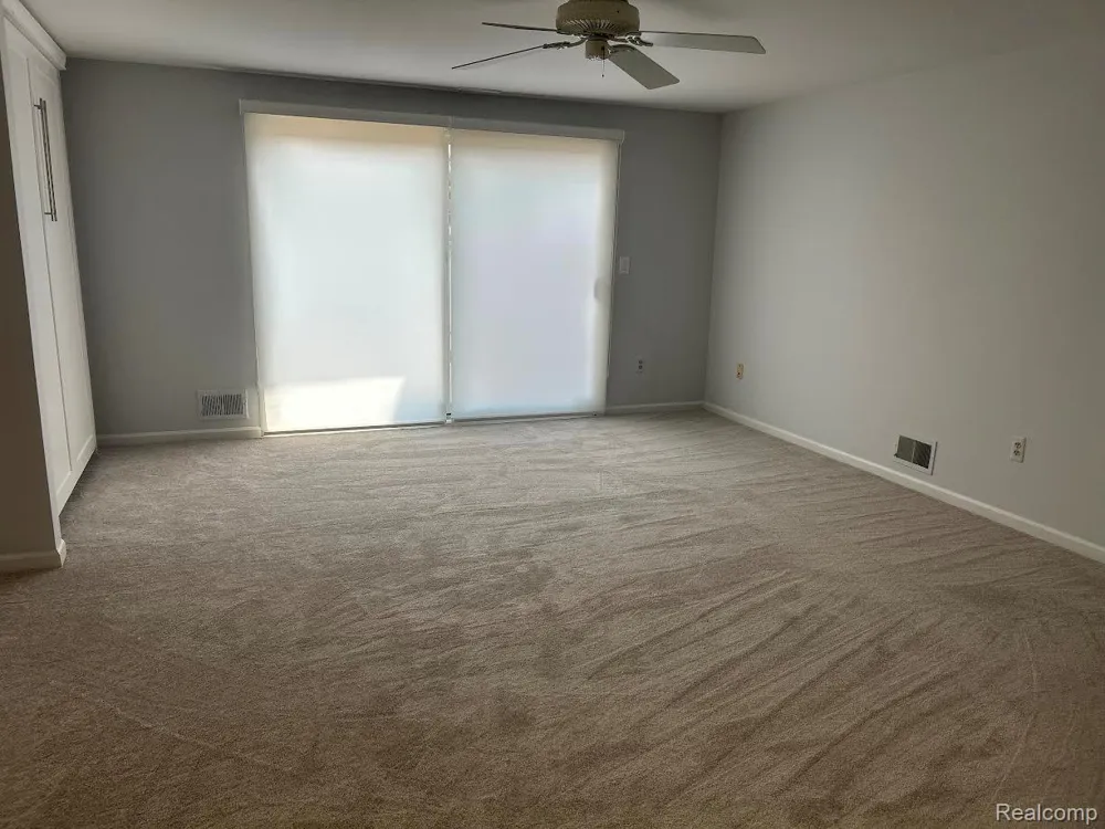 18182 W Blue Heron Drive W #91 Northville Township, MI 48168