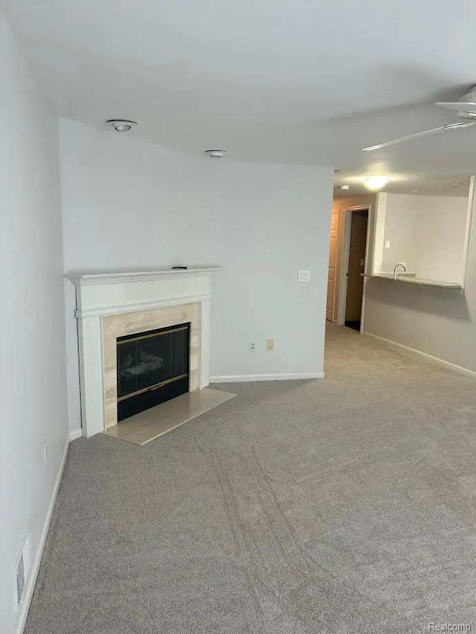 18182 W Blue Heron Drive W #91 Northville Township, MI 48168