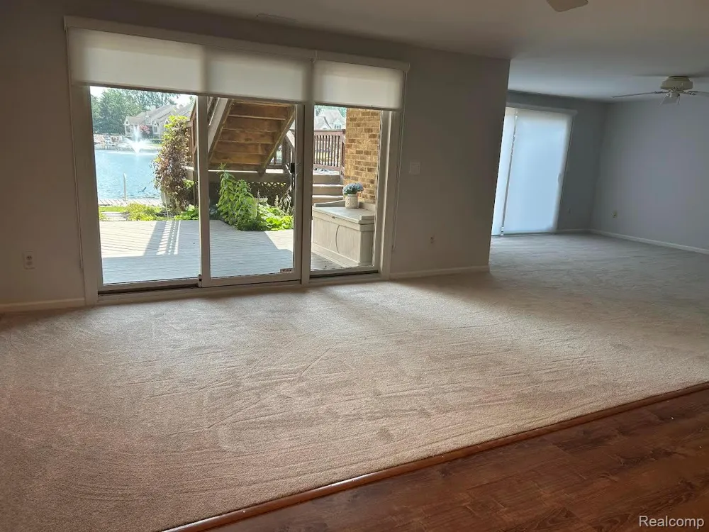 18182 W Blue Heron Drive W #91 Northville Township, MI 48168