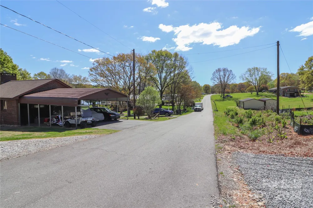 4271 Candlewood Drive Sherrills Ford, NC 28673