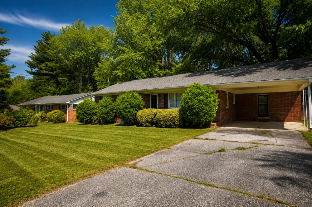 85 Charjean Dr Jackson, TN 38305
