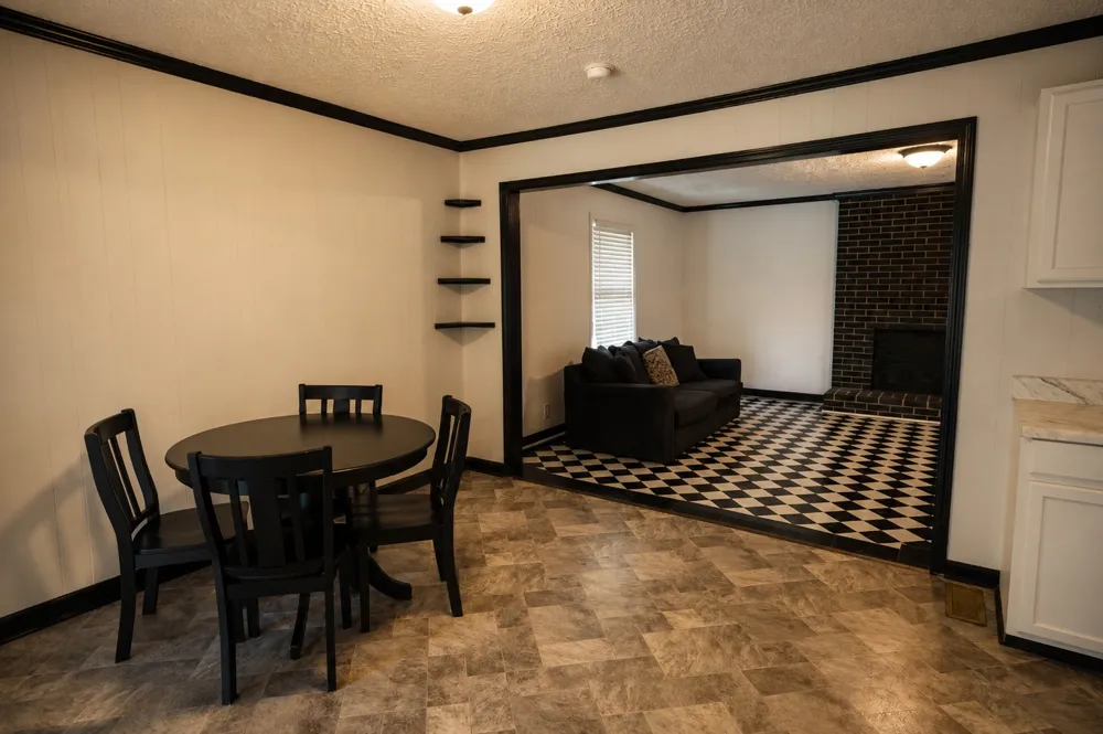 85 Charjean Dr Jackson, TN 38305