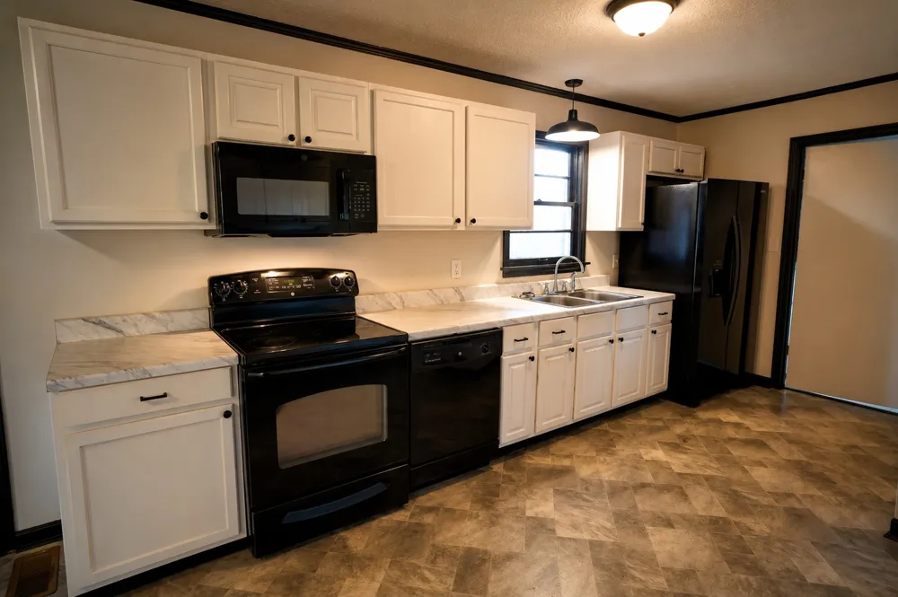 85 Charjean Dr Jackson, TN 38305