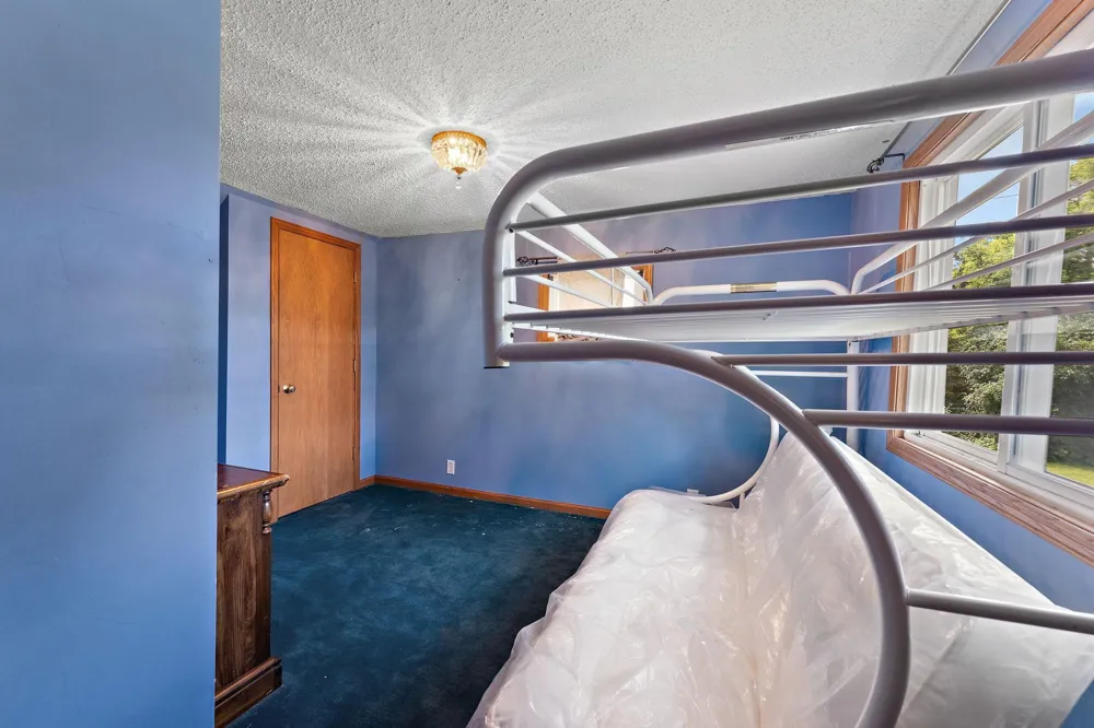 2300 Pagel Road Mendota Heights, MN 55120