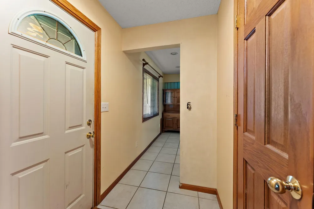 2300 Pagel Road Mendota Heights, MN 55120