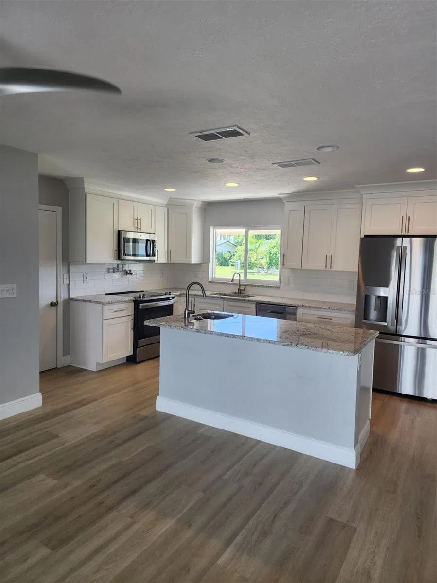 5325 COCOA COURT Cape Coral, FL 33904