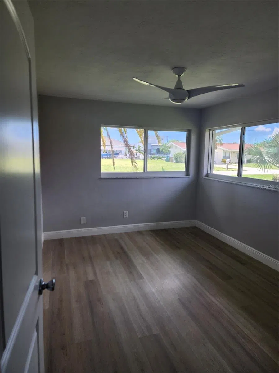 5325 COCOA COURT Cape Coral, FL 33904