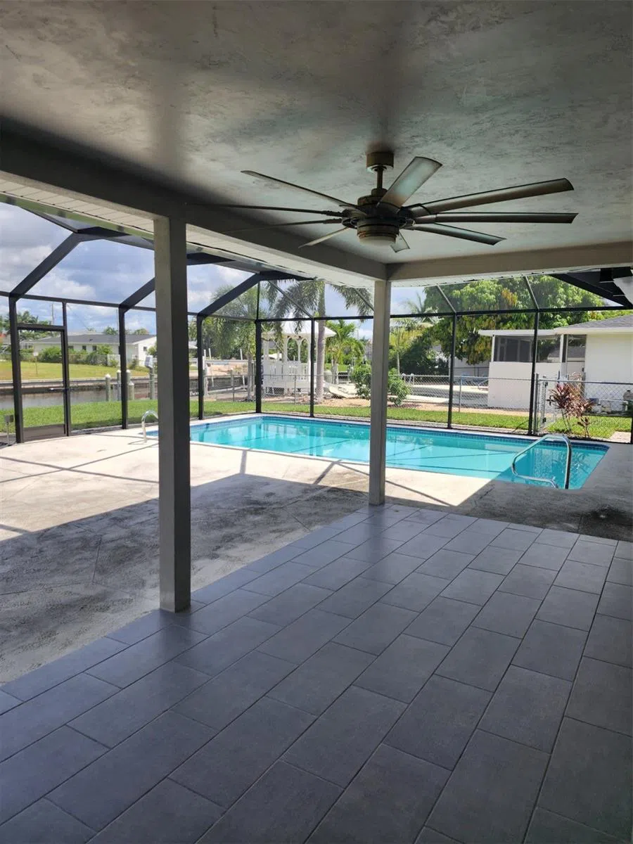 5325 COCOA COURT Cape Coral, FL 33904