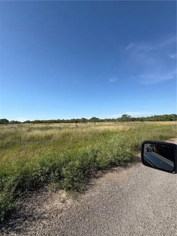 117 Paisano Trail Beeville, TX 78102