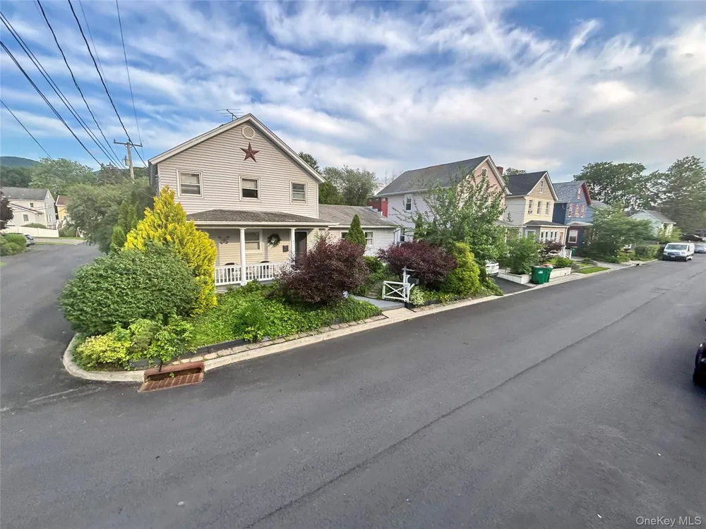 49 Chestnut Street Beacon, NY 12508