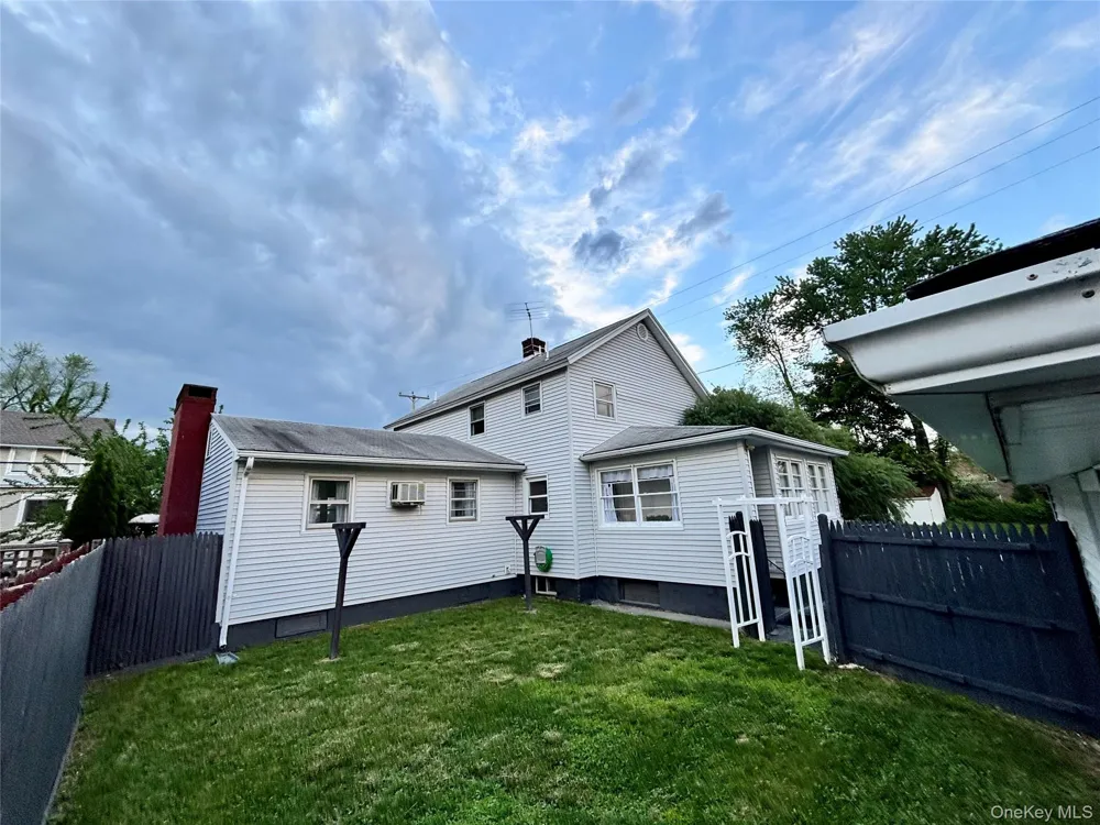 49 Chestnut Street Beacon, NY 12508