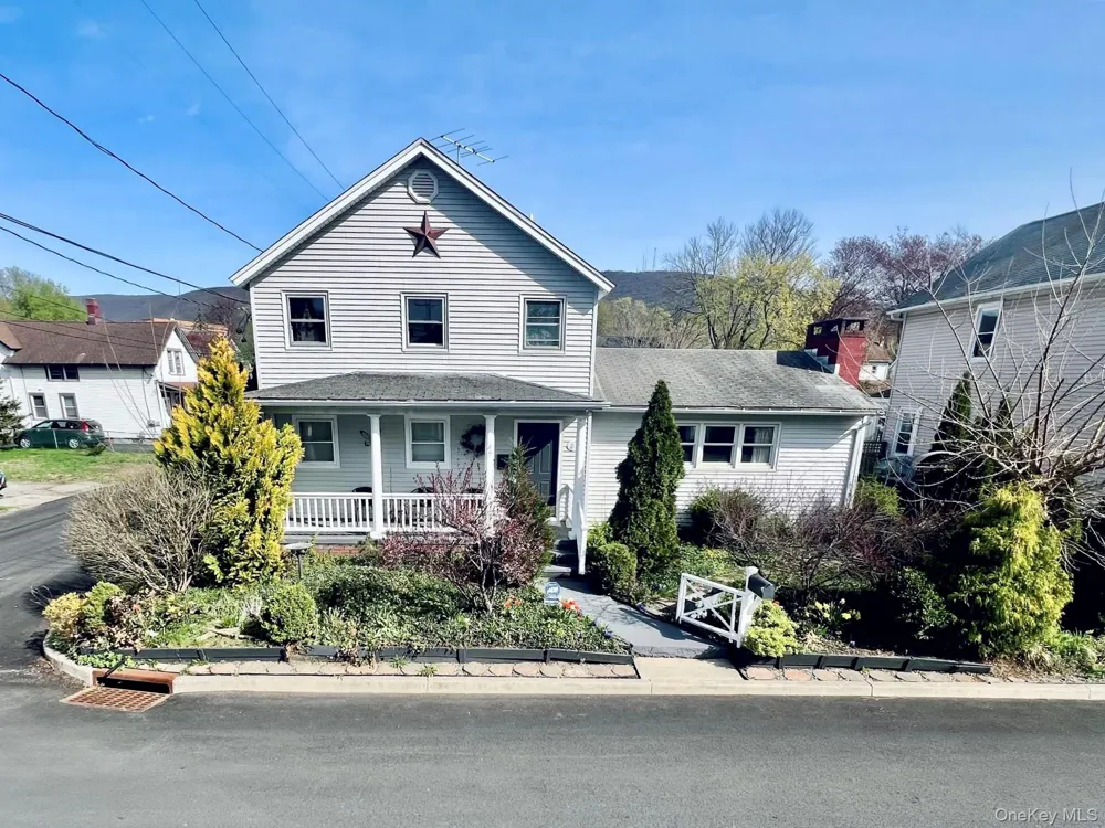 49 Chestnut Street Beacon, NY 12508