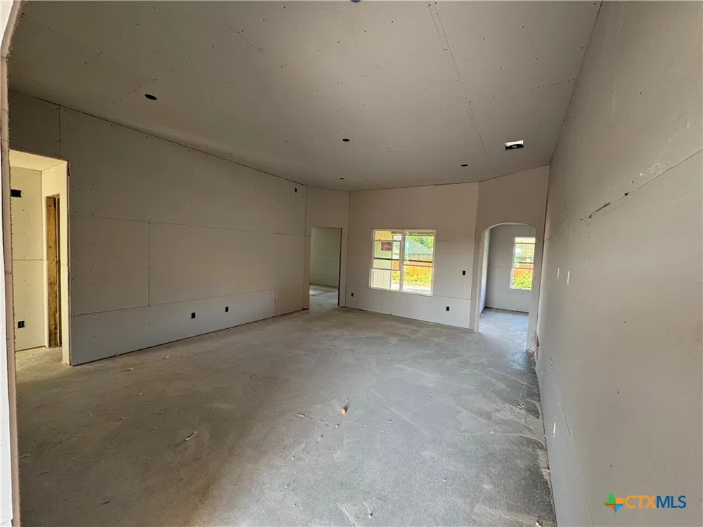 2528 Cowgirl Trail Belton, TX 76513