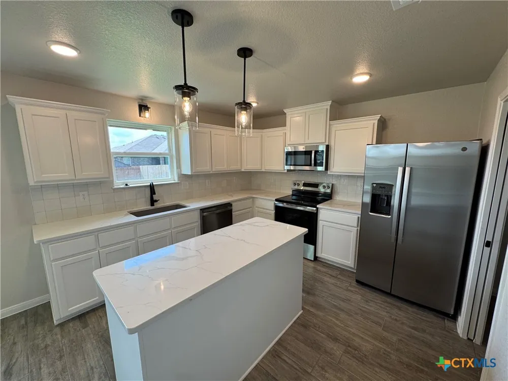2528 Cowgirl Trail Belton, TX 76513