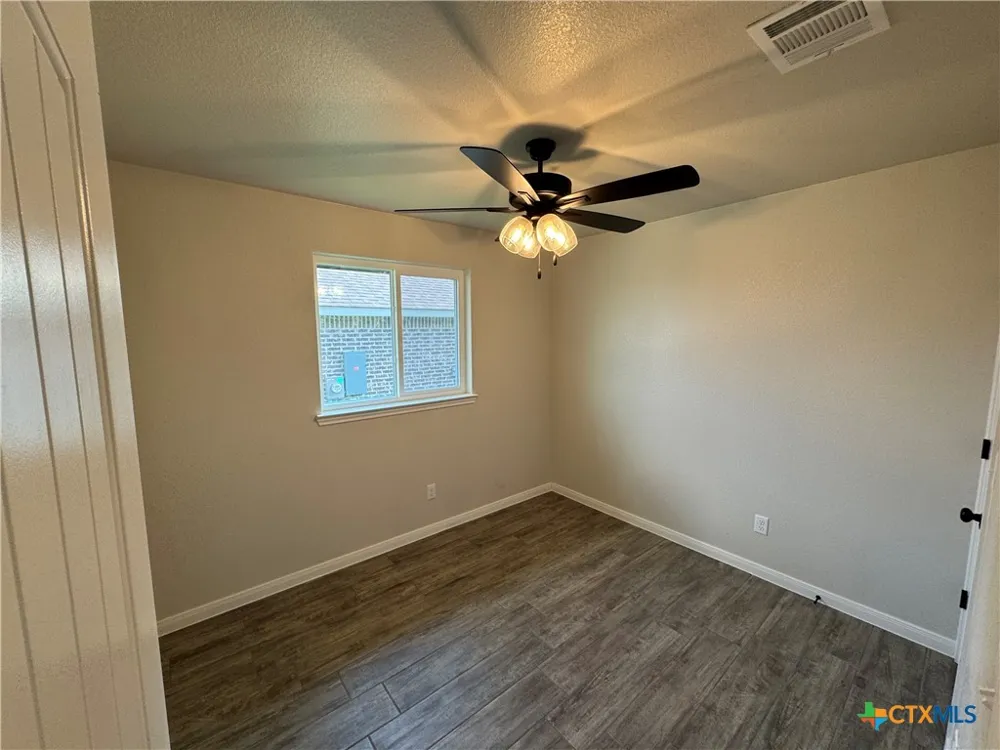 2528 Cowgirl Trail Belton, TX 76513