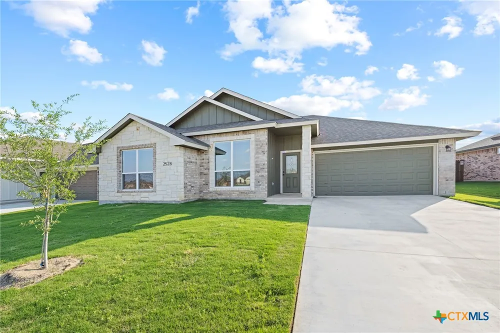 2528 Cowgirl Trail Belton, TX 76513
