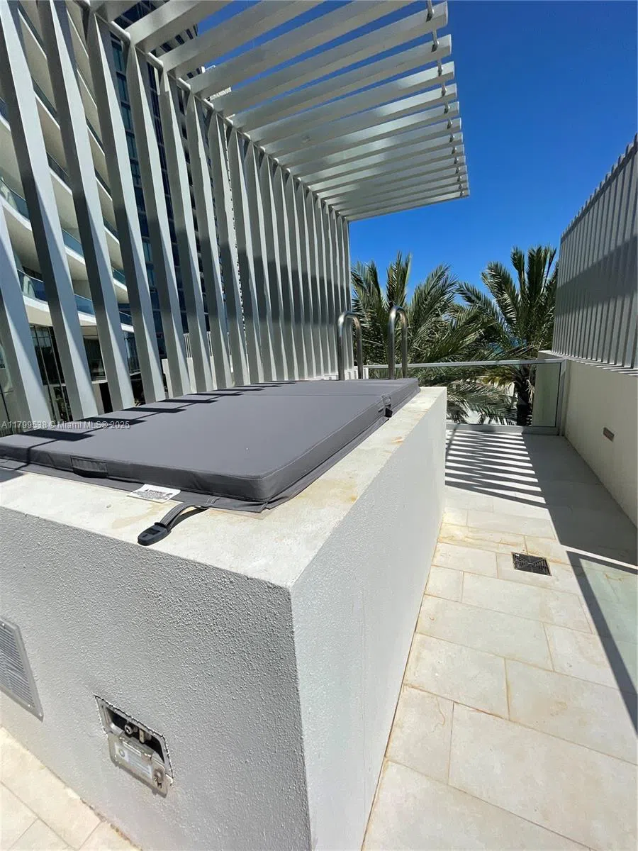18501 Collins Avenue #Cabana 27 Sunny Isles Beach, FL 33160