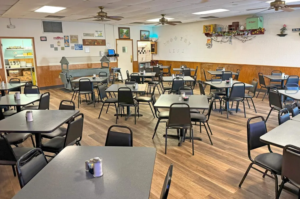 1403 Navarro Street Victoria, TX 77901