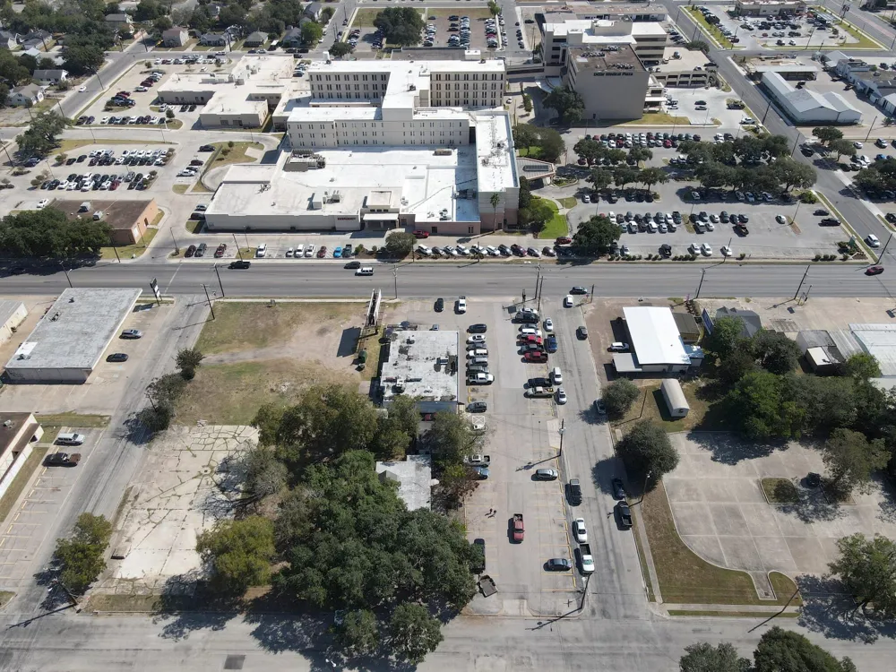 1403 Navarro Street Victoria, TX 77901