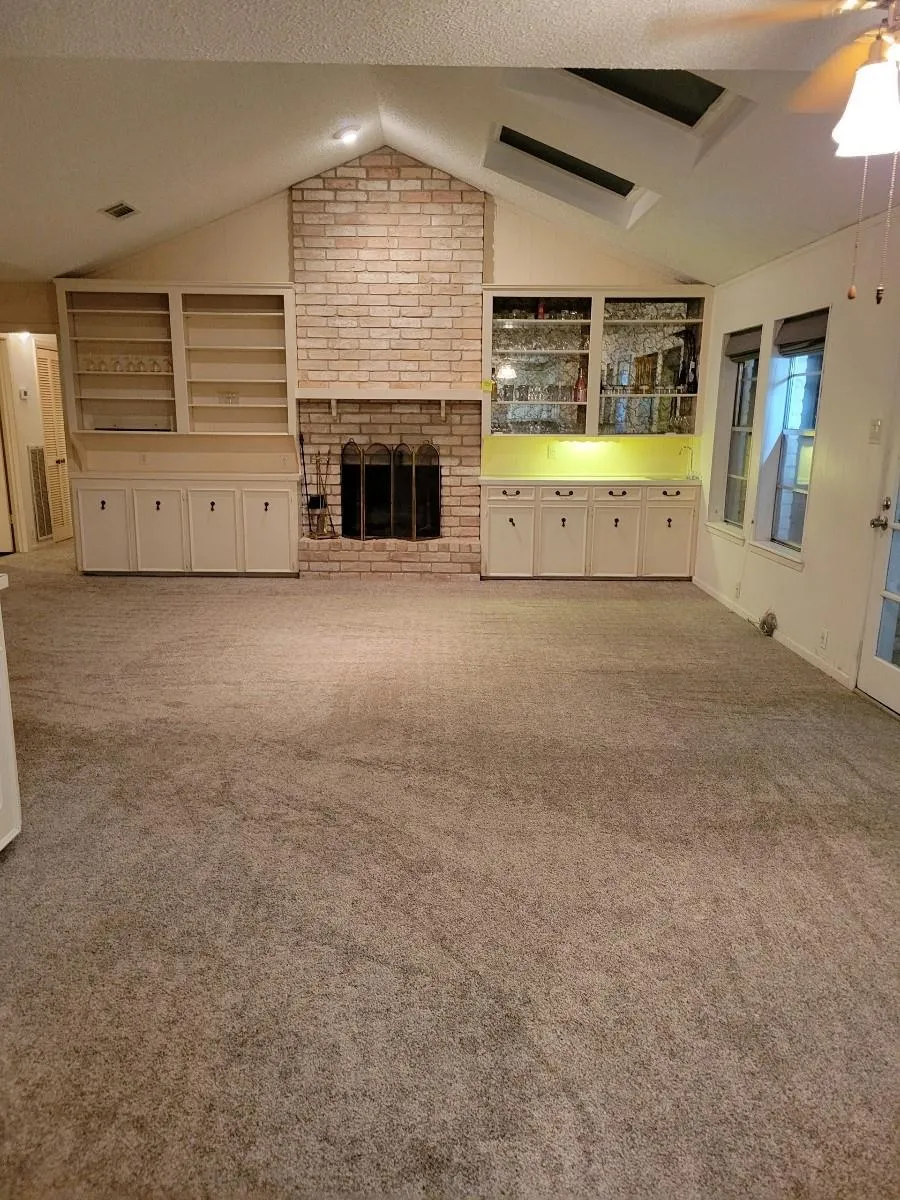 209 Montclaire Dr Drive West Columbia, TX 77486