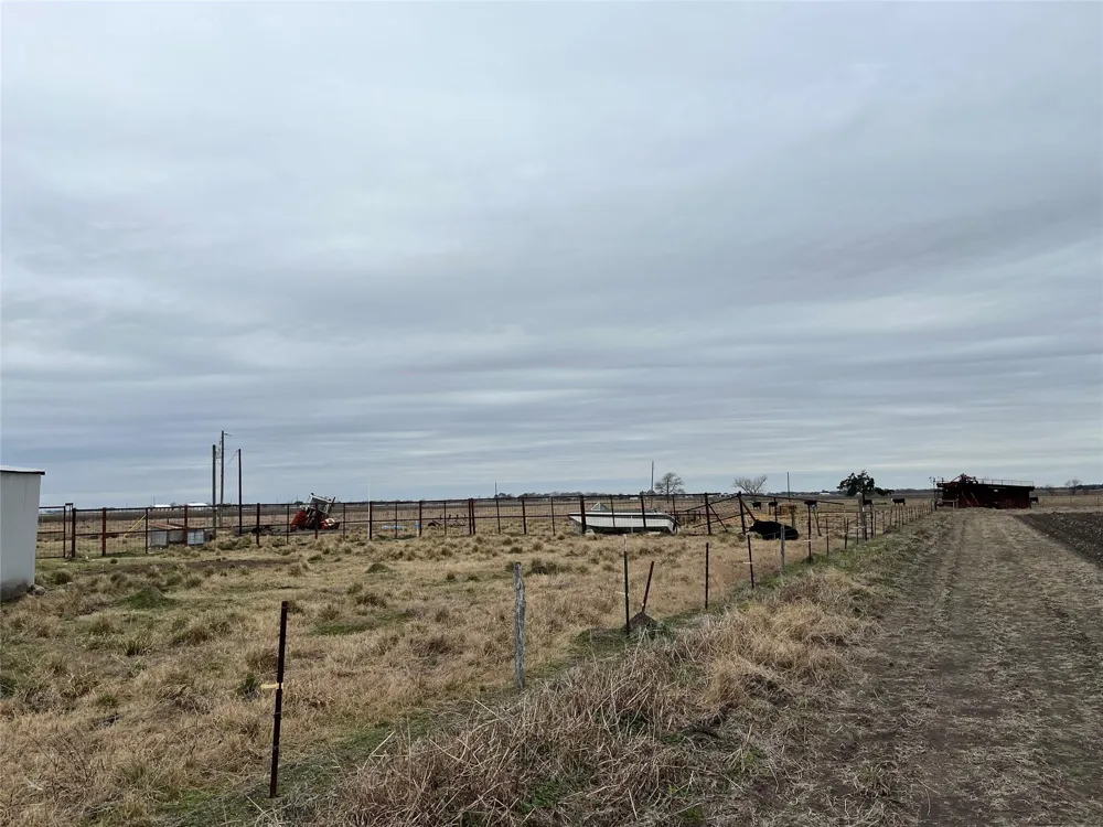 13315 Zamanek Road Needville, TX 77461