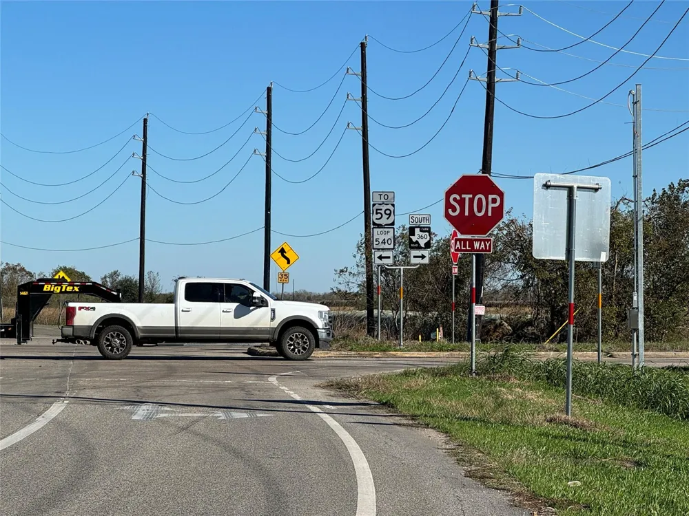 Southwest Fwy / Highway 59 Freeway Beasley, TX 77417