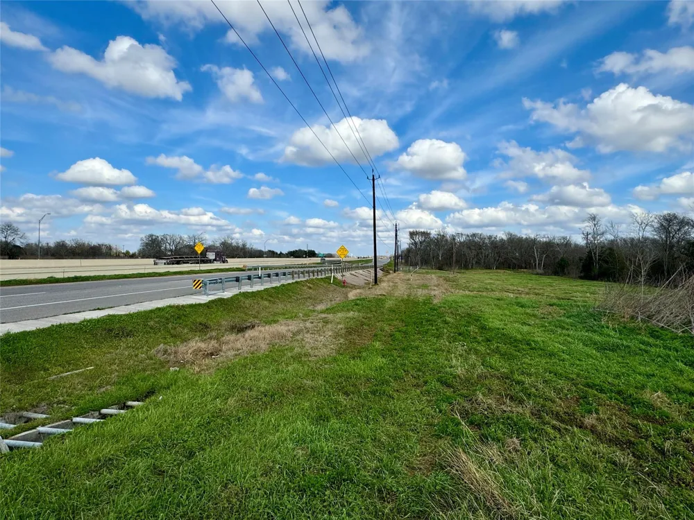 12425 Us-59 Kendleton, TX 77435