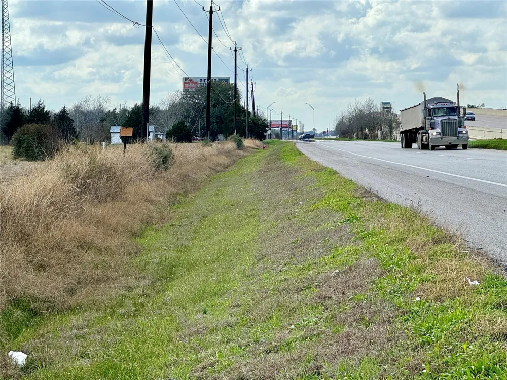 12425 Us-59 Kendleton, TX 77435
