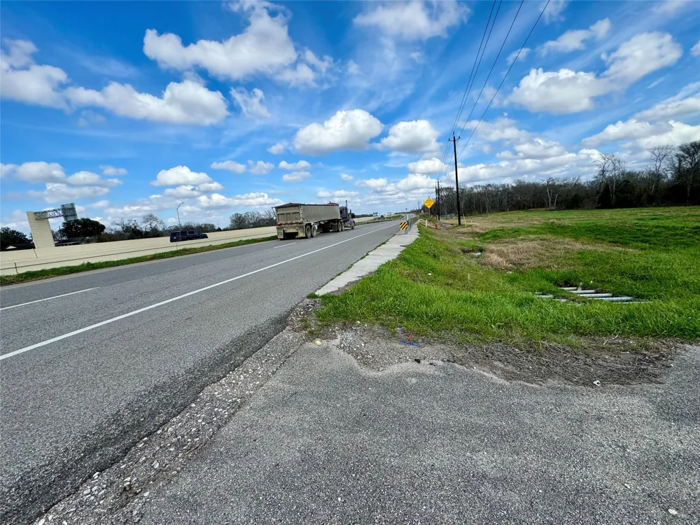 12425 Us-59 Kendleton, TX 77435
