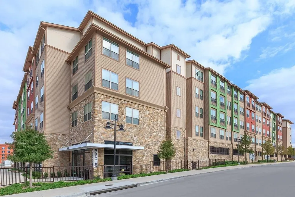 1414 Belleview Street Dallas, TX 75215