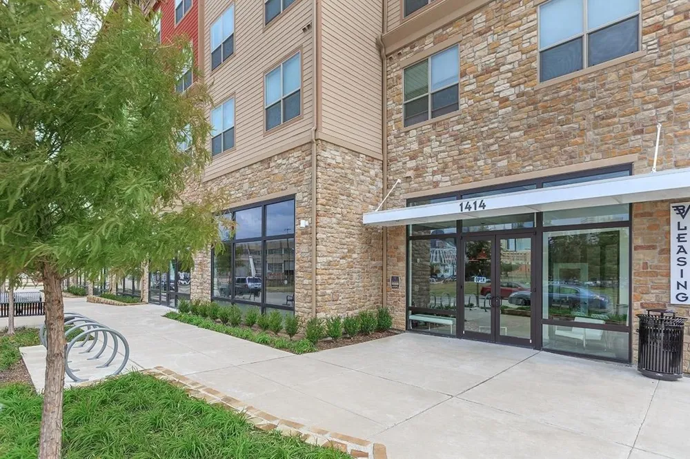 1414 Belleview Street Dallas, TX 75215