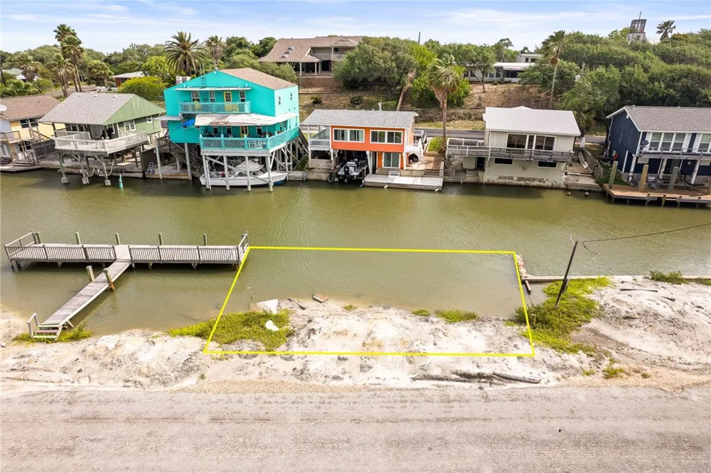 90 Bayshore Ingleside on the Bay, TX 78362
